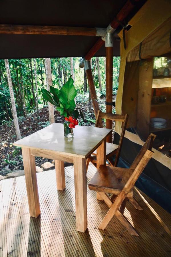 El Pulpo Safari Lodge โอเฆชาล ภายนอก รูปภาพ