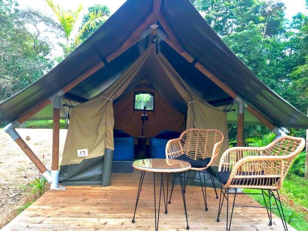 El Pulpo Safari Lodge โอเฆชาล ภายนอก รูปภาพ