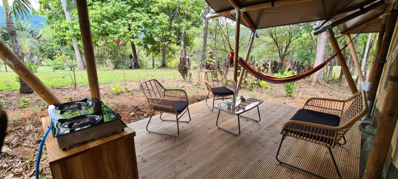 El Pulpo Safari Lodge โอเฆชาล ภายนอก รูปภาพ
